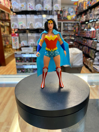 Classic Wonder Woman  3.75 (Super Powers, McFarlane) Loose - Bitz & Buttons