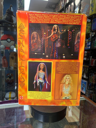 Shakira with Musical Guitar 2003 #B4535 (Mattel, Barbie) - Bitz & Buttons