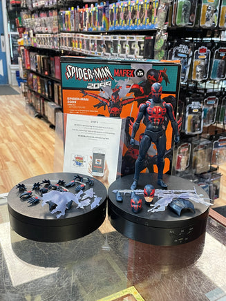 Spider-Man 2099 (DC Comics, Medicom Mafex) OPEN BOX - Bitz & Buttons