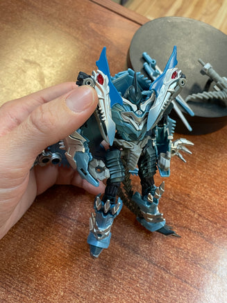 Strafe Premier Edition Deluxe Class (Transformers The Last Knight, Hasbro) **COMPLETE** - Bitz & Buttons