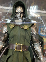 Doctor Doom #CMS-022 (Hot Toys, Marvel) COMPLETE - Bitz & Buttons