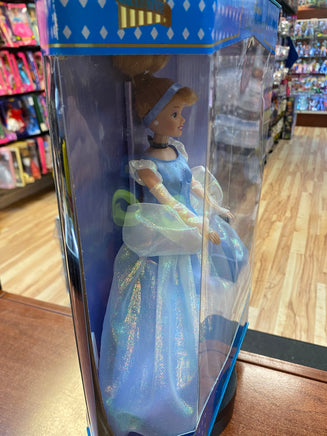 Disney’s Cinderella Classic Dolls Collection #88001 (Vintage Barbie Style, Disney Parks) SEALED - Bitz & Buttons