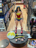 Classic Wonder Woman (DC McFarlane, DC Multiverse) COMPLETE - Bitz & Buttons