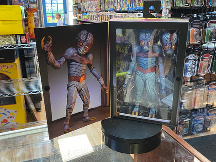 Island Earth Metaluna Mutant (Universal Monsters, NECA) **Scratch Dent** - Bitz & Buttons