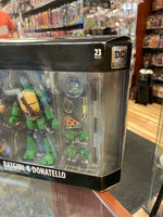 Batgirl & Donatello 2 Pack (Batman Vs Teenage Ninja Turtles, DC Collectibles) NEW/OPEN