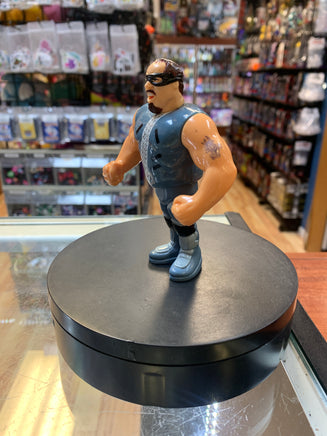 Repo Man 9051 (Vintage WWF WWE, Hasbro) - Bitz & Buttons