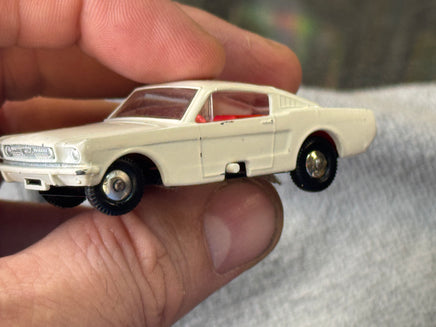 White Ford Mustang 8 Diecast (Vintage Matchbox, Lesney) - Bitz & Buttons