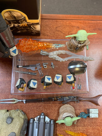 Mandalorian & Grogu TMS015 (Star Wars, Hot Toys) **COMPLETE** - Bitz & Buttons