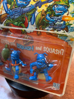 Flame Thrower Squad with Card Back 5422 (Vintage Army Ants, Hasbro) COMPLETE - Bitz & Buttons