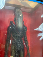 Alien Big Chap -40TH Anniversary- (Neca, Aliens) **SEALED** - Bitz & Buttons