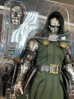 Doctor Doom #CMS-022 (Hot Toys, Marvel) COMPLETE - Bitz & Buttons