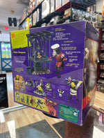 Duloc Dungeon (Vintage Shrek, McFarlane Toys) **SEALED**