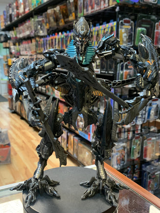 The Fallen Leader Class (Transformers Studio. Series, Hasbro) COMPLETE - Bitz & Buttons