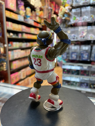 White Jersey Slam Dunkin' Donatello (Vintage TMNT Ninja Turtles, Playmates) - Bitz & Buttons