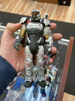 Doom Slayer White Armor (McFarlane Toys, Doom Eternal) COMPLETE - Bitz & Buttons