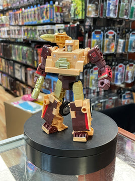 Detritus Deluxe Class (Transformers Legacy, Hasbro) **COMPLETE** - Bitz & Buttons