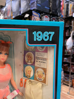 Twist ‘N Turn Barbie 50th N4976 (Mattel, Vintage Barbie)