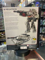 Megatron IDW Combiner Wars (Transformers Generations, Hasbro) - Bitz & Buttons