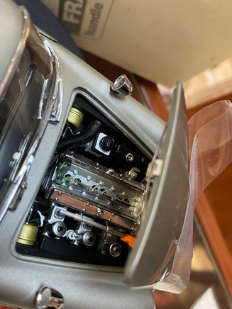 James Bond 007 Aston Martin DB5 1/24 Scale (Danbury Mint, Diecast) - Bitz & Buttons