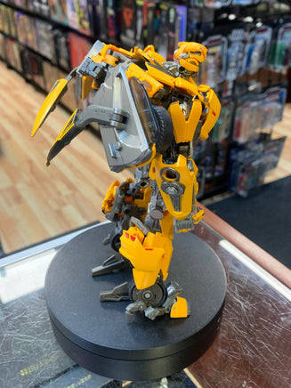 Bumblebee MPM-3 (Transformers Masterpiece, Takara) - Bitz & Buttons