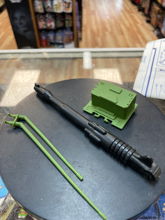 Dominator Snow Tank with Box (Vintage GI Joe, Hasbro) **COMPLETE** - Bitz & Buttons