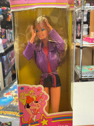 Roller Skating Barbie #1880 (Barbie, Mattel) **NEW** - Bitz & Buttons