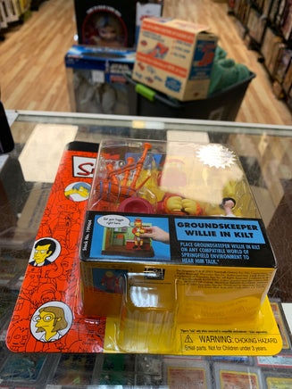 Groundskeeper Willie in Kilt (Vintage Simpsons, Playmates) SEALED - Bitz & Buttons