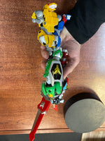 Metal Defender Lions of Voltron Diecast (Voltron Legendary Defender, Playmates Toys) INCOMPLETE