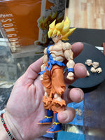 Super Saiyan Son Goku Awakening (Dragon Ball Z, Bandai SH Figuarts) **COMPLETE**