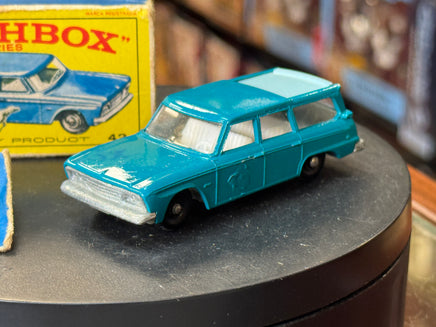 Studebaker Station Wagon 42 Diecast (Vintage Matchbox, Lesney) - Bitz & Buttons
