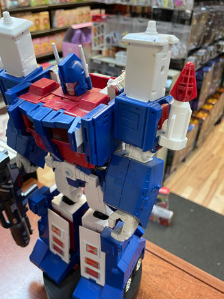 Ultra Magnus THF-04 MP-22 KO With Accessories (Transformers Masterpiece, IDW)THIRD PARTY - Bitz & Buttons