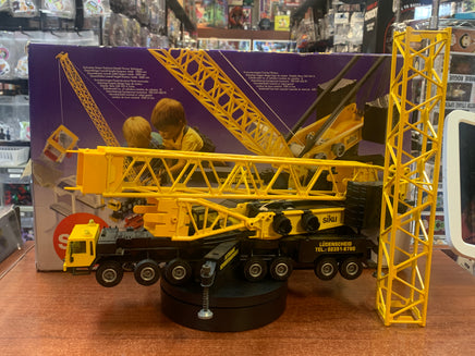 Caterpillar Latticed Crane 1/55 Scale (Vintage SIKO, CAT) **GERMAN IMPORT** - Bitz & Buttons
