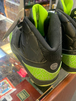 Glow in the Dark Kids Womans Sneakers SZ 6 (Vintage TMNT Ninja Turtles, API ) - Bitz & Buttons