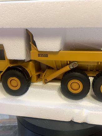 Caterpillar D350D Articulated Dump Truck 1/50 Scale ( Vintage ERTL, CAT) - Bitz & Buttons