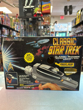 Classic Phaser (Star Trek, Playmates) SEALED