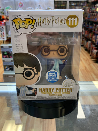 Harry Potty with Cloak #111 (Funko Pop, Harry Potter) - Bitz & Buttons