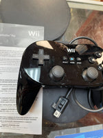 Classic Wii Controller Pro (Wii, Nintendo) **COMPLETE** - Bitz & Buttons