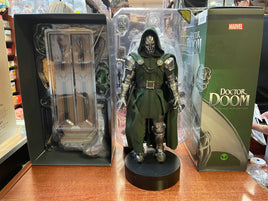 Doctor Doom #CMS-022 (Hot Toys, Marvel) COMPLETE - Bitz & Buttons