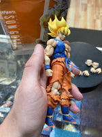 Super Saiyan Son Goku Awakening (Dragon Ball Z, Bandai SH Figuarts) **COMPLETE**