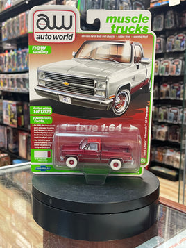 Chevy Silverado 1983 Fleetside CHASE (AW Auto World, Round 2) SEALED