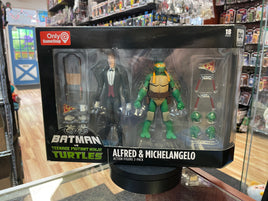 Alfred & Michelangelo 2 Pack (Batman Vs Teenage Ninja Turtles, DC Collectibles) SEALED