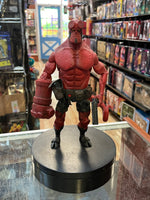 Hellboy (Vintage Hellboy, Mezco Toyz) INCOMPLETE