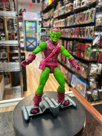 Green Goblin (Marvel Legends, Retro Spider-Man) **USED** - Bitz & Buttons