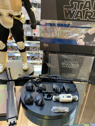 Scout Trooper MMS611 1/6 Scale (Star Wars, Hot Toys) COMPLETE - Bitz & Buttons