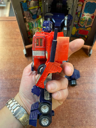 Optimus Prime Original 1984 (Transformers Retro G1, Hasbro) INCOMPLETE - Bitz & Buttons