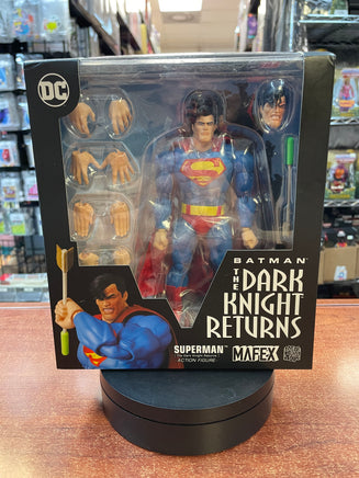 Superman TDKR No.161 (The Dark Knight Returns, DC Medicom Mafex) SEALED - Bitz & Buttons