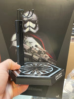Captain Phasma MMS328 1/6 Scale (Star Wars, Hot Toys) COMPLETE