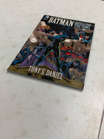 Batman Battle For The Cowl (DC Comics Trade TPB, Batman) - Bitz & Buttons
