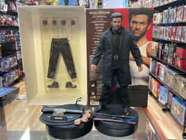 Wolverine MMS220 (Marvel, Hot Toy) **COMPLETE**