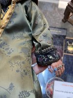 Mandarin With Throne 1/6 Scale (MCU Iron Man 3, Hot Toys) LOOSE - Bitz & Buttons